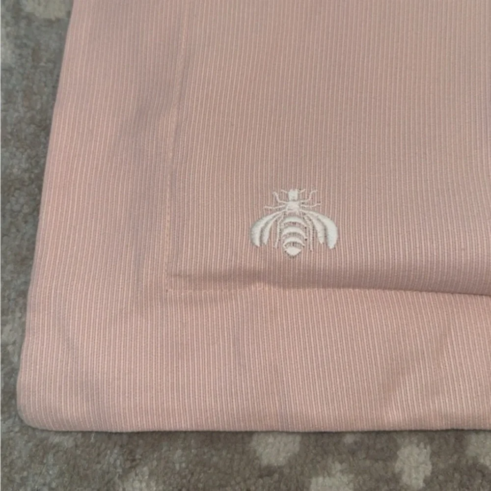 Restoration Hardware Embroidered Bee‎ 100% Cotton Rose Sham 12” x 18”